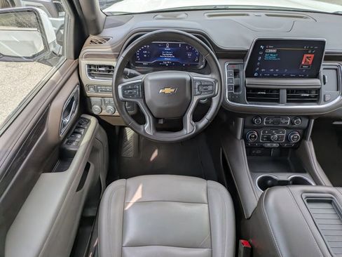 Used 2024 Chevrolet Tahoe LT RWD image 16