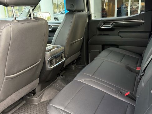 Used 2024 Chevrolet Silverado 1500 LTZ AWD/4WD image 13