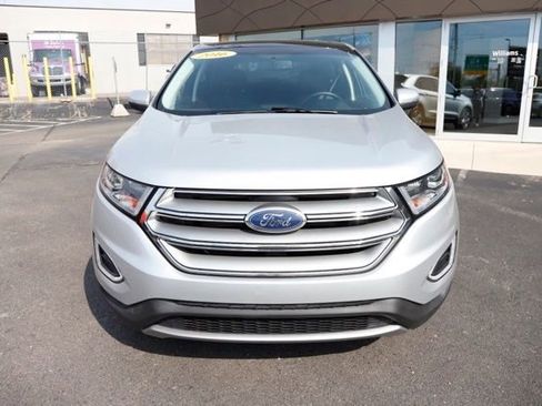 Used 2016 Ford Edge Titanium w/ Equipment Group 301A AWD/4WD image 11
