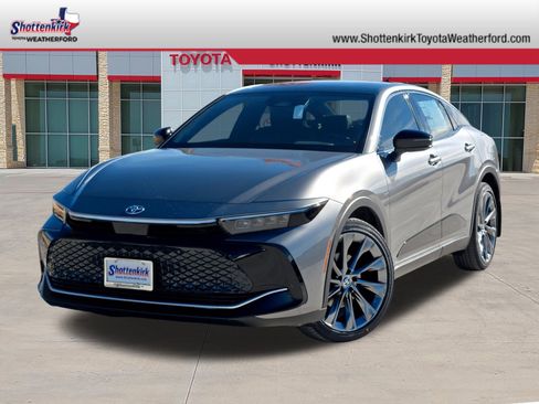 New 2026 Toyota Crown Limited image 1