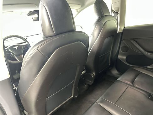 Used 2020 Tesla Model Y Long Range AWD/4WD image 24