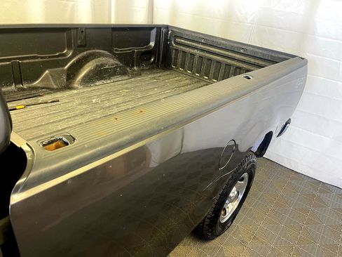 Used 2004 Ford F150 XLT image 22