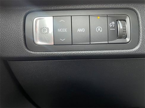 New 2026 Chevrolet Traverse Z71 w/ Driver Confidence Package image 18