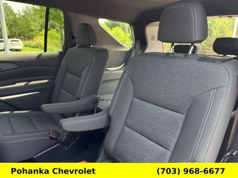 Used 2025 Chevrolet Traverse LT w/ LPO, Floor Liner Package AWD/4WD image 24