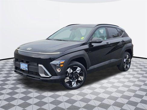 Certified 2025 Hyundai Kona SEL image 2