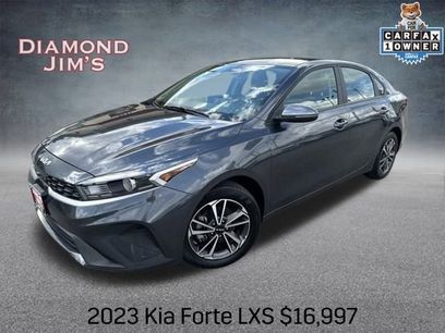 Used 2023 Kia Forte LXS w/ LXS Technology Package