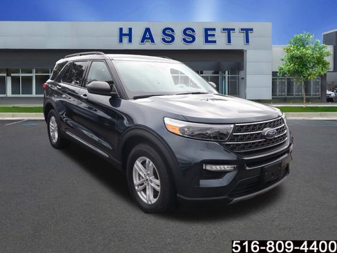 Used 2022 Ford Explorer XLT w/ Equipment Group 202A image 1