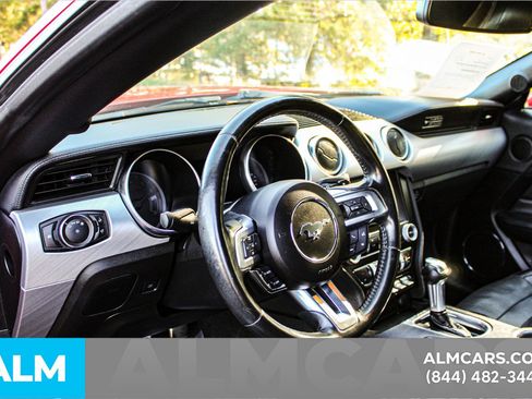 Certified 2020 Ford Mustang Premium image 32