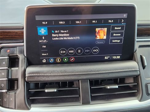 Used 2021 Chevrolet Suburban High Country image 16