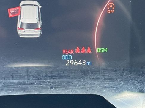 Used 2025 Toyota RAV4 XLE FWD image 11