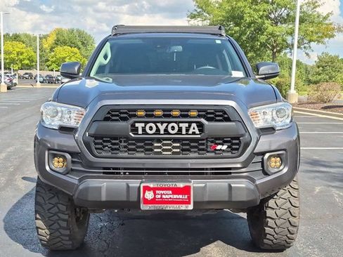 Used 2021 Toyota Tacoma SR5 AWD/4WD image 5