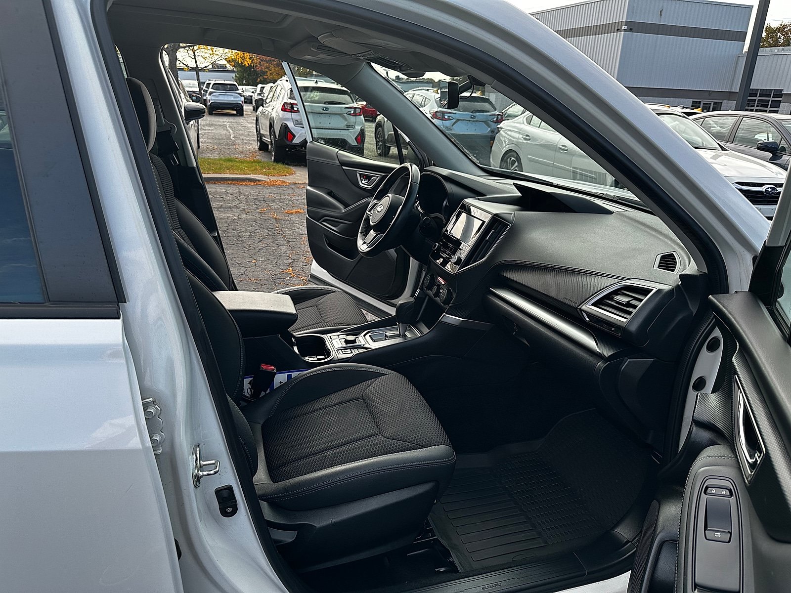 Used 2021 Subaru Forester Premium AWD/4WD image 22
