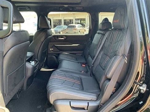 New 2025 Nissan Armada PRO-4X w/ Pro-4X Premium Package image 19