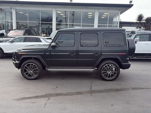 Used 2022 Mercedes-Benz G 550 image 11
