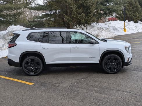 New 2026 GMC Acadia Elevation w/ Black Edition AWD/4WD image 8