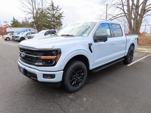 New 2025 Ford F150 XLT w/ Equipment Group 302A MID image 3