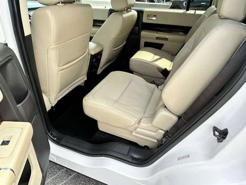 Used 2016 Ford Flex SEL w/ Equipment Group 202A FWD image 12