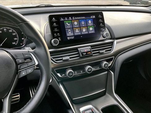 Used 2022 Honda Accord Sport image 9