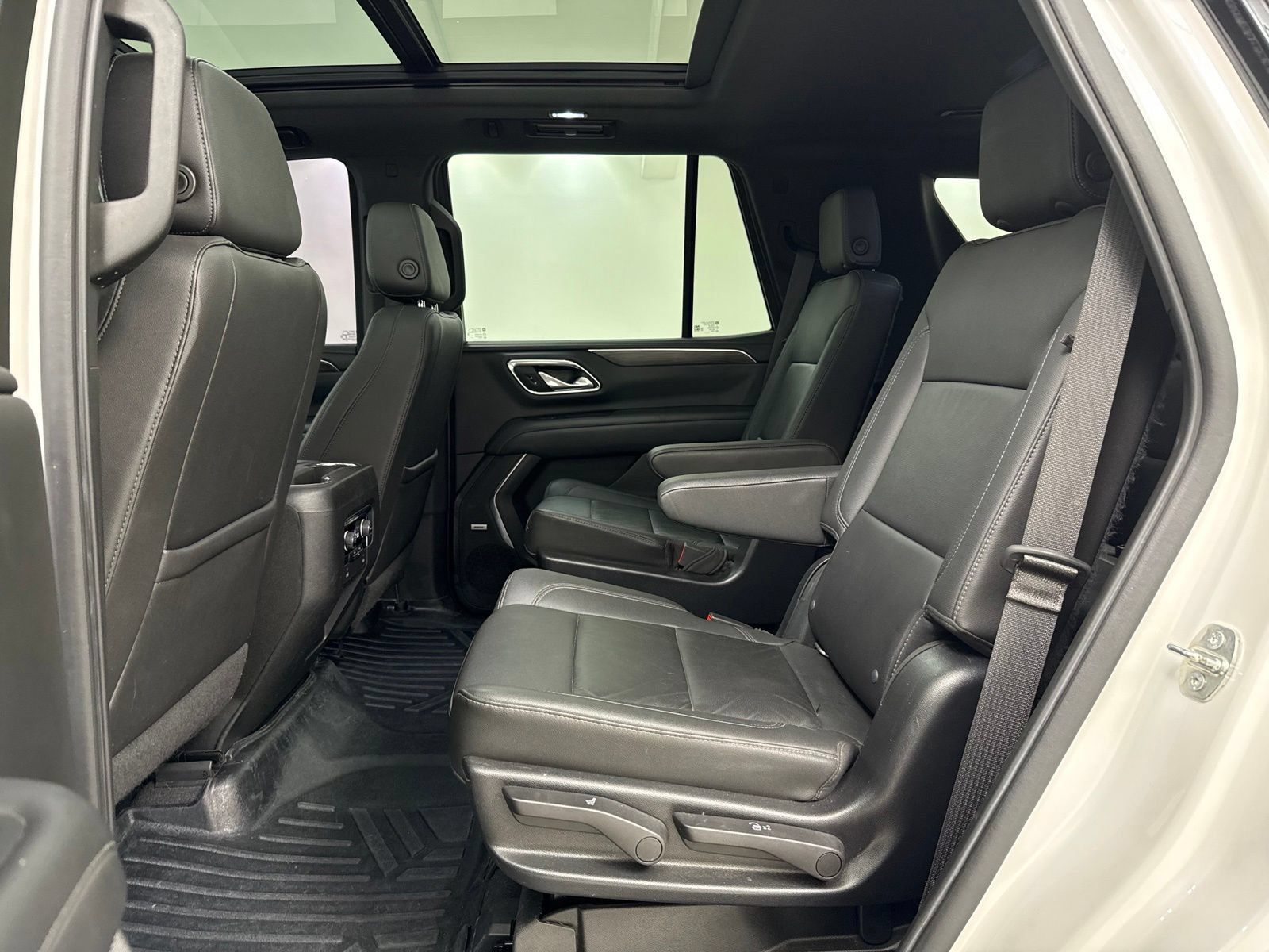 Used 2022 Chevrolet Tahoe Z71 AWD/4WD image 27
