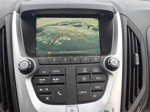 Used 2017 Chevrolet Equinox LT w/ Convenience Package image 17