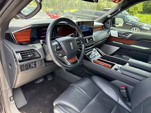 Certified 2024 Lincoln Navigator Reserve image 36