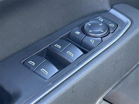 Used 2025 GMC Sierra 1500 SLT image 24