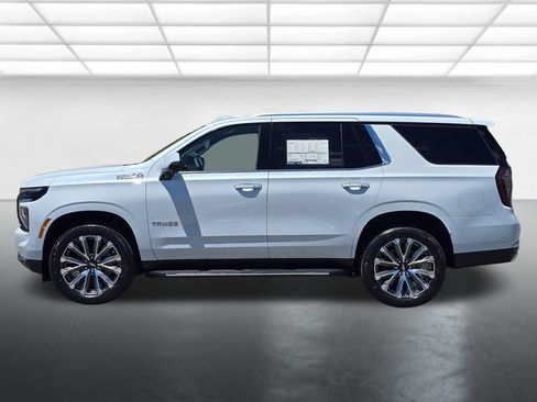 New 2026 Chevrolet Tahoe High Country w/ Sun And Tow Package AWD/4WD image 17