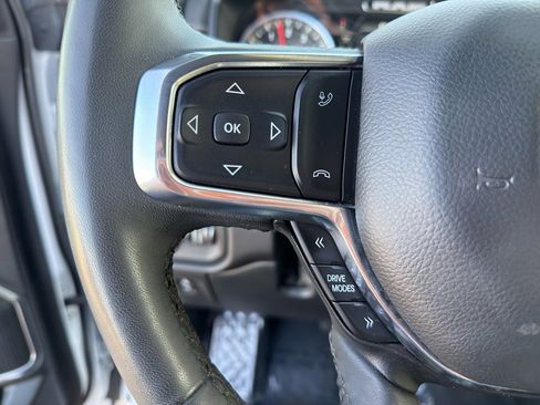 Used 2025 RAM 1500 Laramie image 17