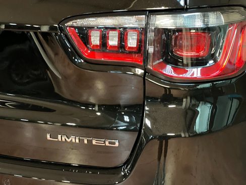 New 2026 Jeep Compass Limited image 24