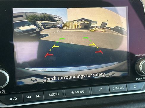 Used 2023 Nissan Rogue SV FWD image 20