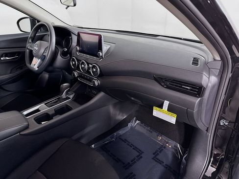 Certified 2025 Nissan Sentra SV FWD image 35
