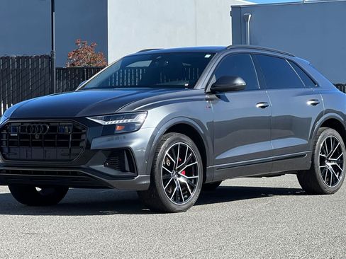 Used 2019 Audi Q8 Premium Plus w/ Premium Plus AWD/4WD image 8