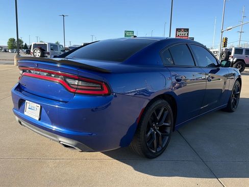 Used 2019 Dodge Charger SXT w/ Blacktop Package image 20
