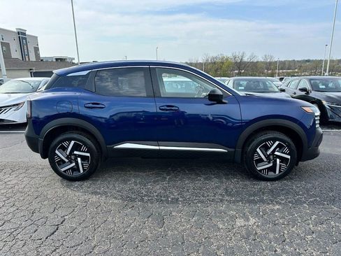 New 2026 Nissan Kicks SV image 2