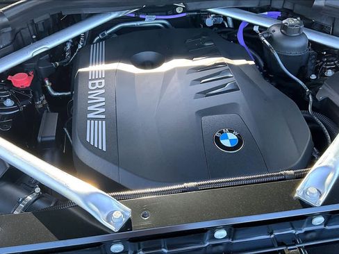 New 2026 BMW X5 xDrive40i w/ Climate Comfort Package image 17