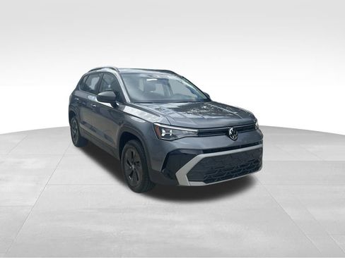 New 2026 Volkswagen Taos S image 7