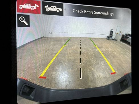 Used 2020 Jeep Gladiator Mojave w/ Dual Top Group AWD/4WD image 16