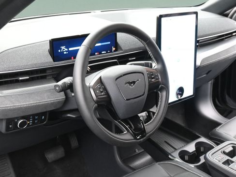Used 2025 Ford Mustang Mach-E GT AWD/4WD image 12