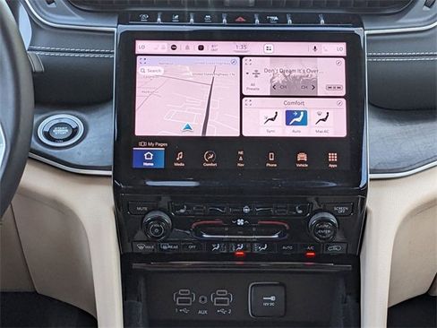 Certified 2022 Jeep Grand Cherokee Limited image 14