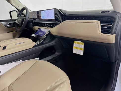 New 2026 INFINITI QX80 Pure w/ Cargo Package image 39