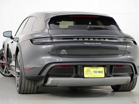 Used 2023 Porsche Taycan 4S w/ Technology Package image 6