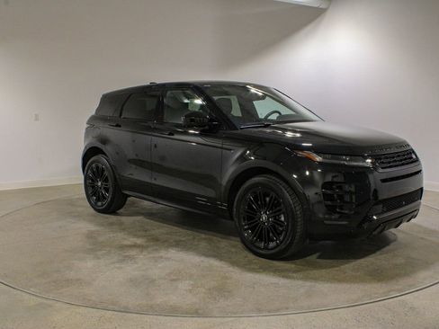 Used 2025 Land Rover Range Rover Evoque Dynamic SE AWD/4WD image 7