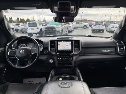 Used 2024 RAM 1500 Laramie AWD/4WD image 19