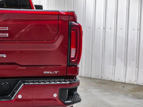 Used 2021 GMC Sierra 3500 SLT w/ SLT Convenience Package image 50