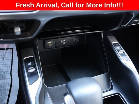 Used 2022 Kia Sorento S FWD image 21