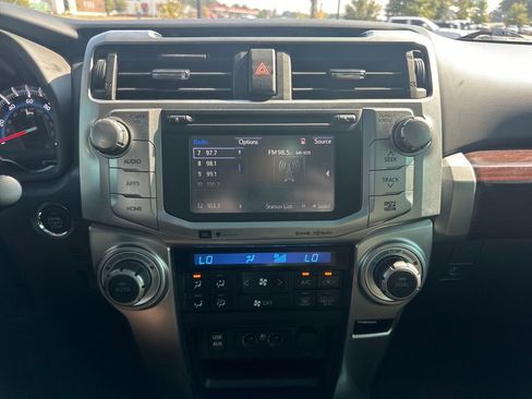 Used 2016 Toyota 4Runner Limited image 19