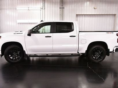 Used 2025 Chevrolet Silverado 1500 Custom w/ Turbomax Blackout Package