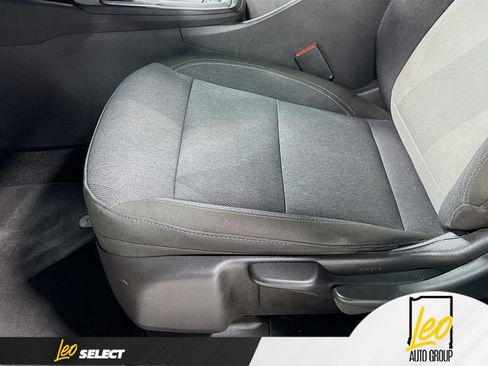 Used 2024 Chevrolet Trax LS w/ LS Convenience Package image 18