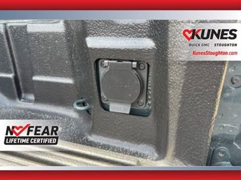 Used 2025 Chevrolet Silverado 1500 LT AWD/4WD image 19