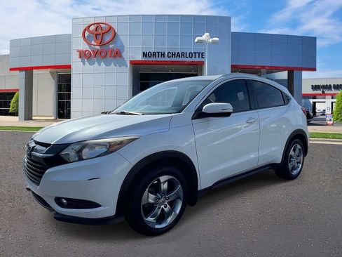 Used 2017 Honda HR-V EX-L image 3